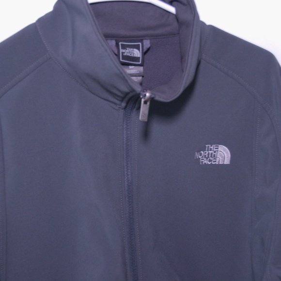 The North Face Men's Small Grey Shell Jacket - Picture 3 of 4